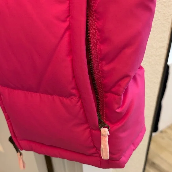 Lilly Pulitzer Vibrant Pink Puffer Vest - Picture 4 of 5
